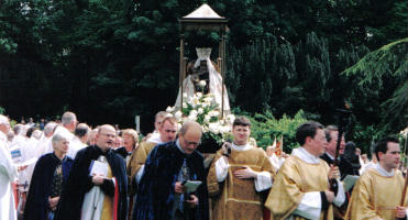 Anglikanische Marienprozession 2003